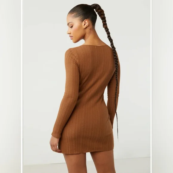 Oak + Fort - NWT Elegant Black Square Neck Dress - Size Medium - Picture 5 of 7